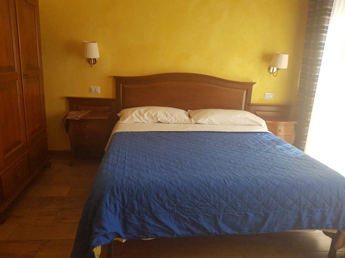 Bed and Breakfast Pitagora House Рим Екстер'єр фото