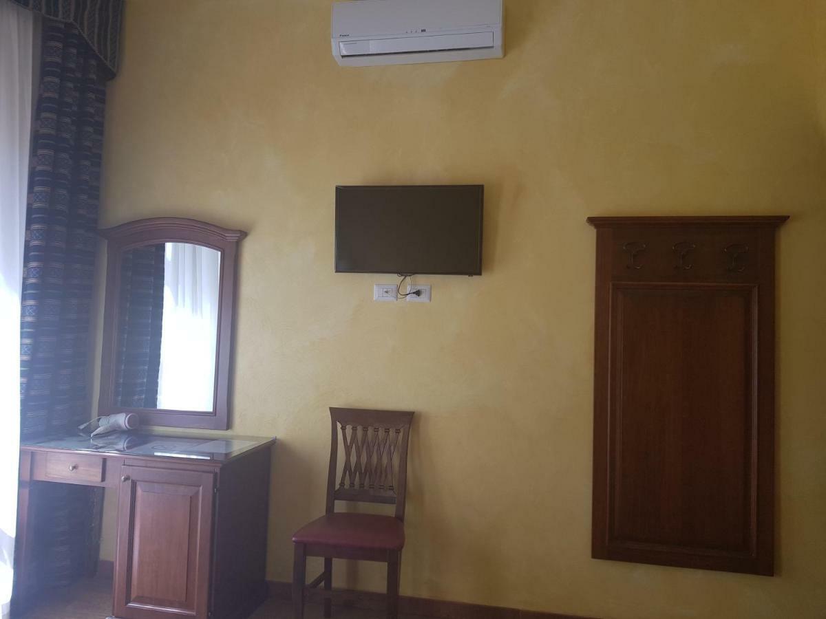 Bed and Breakfast Pitagora House Рим Екстер'єр фото